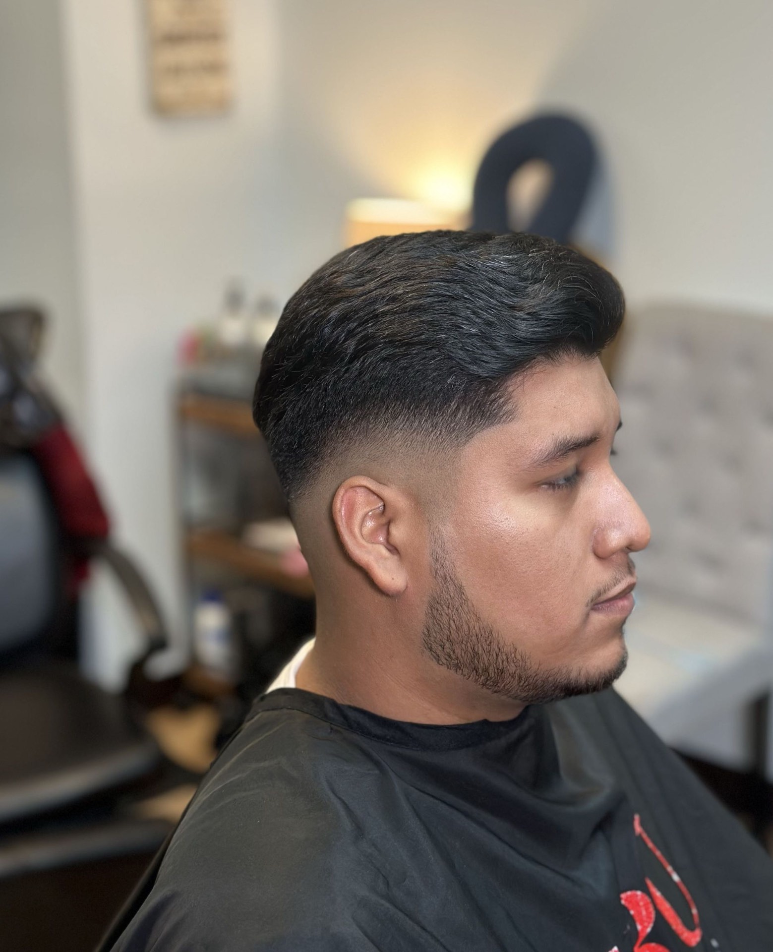 Layered pompadour with taper