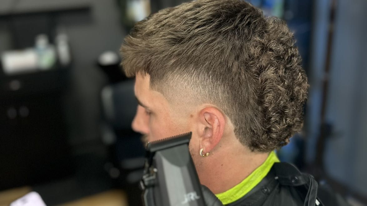 Textured crop with skin fade